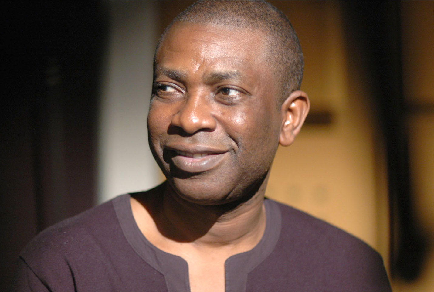 Vidéo: Youssou Ndour en live dans l&rsquo;émission C A Vous