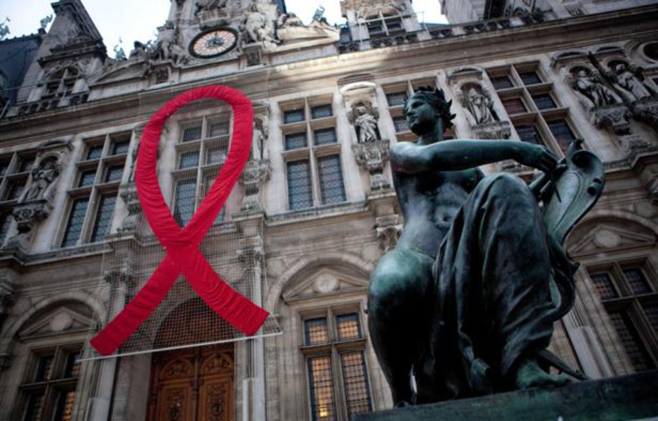 VIH: Un manifeste dénonce les discriminations envers les séropositifs et demande le droit à l&rsquo;oubli