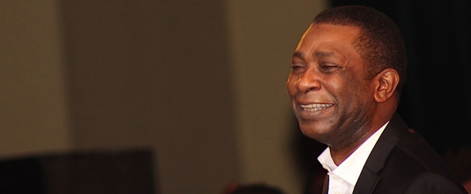 Le Chanteur offre les 75millions du prix Praemium aux acteurs culturels.