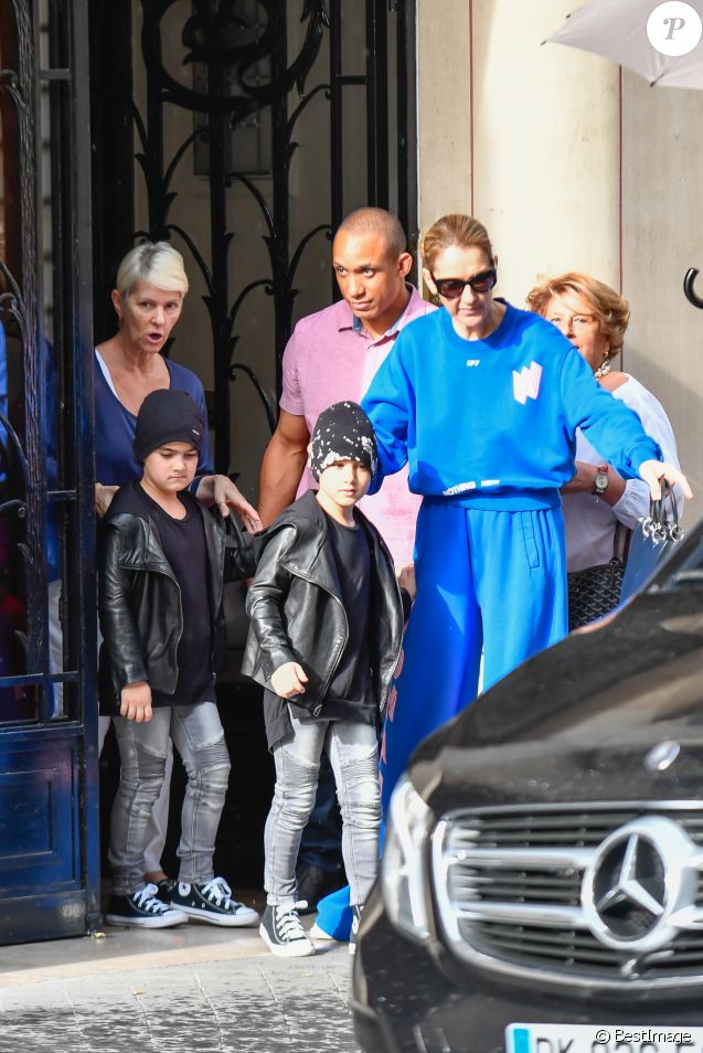 Céline Dion maléfique avec ses jumeaux Eddy et Nelson