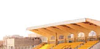 visite stade guediewaye