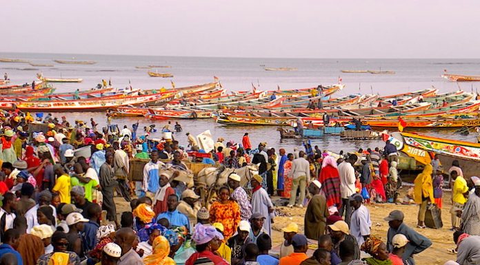 joal-fadiouth-pirogu-chavirement