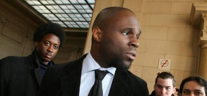 Urgent : Kémi Séba arrêté à l’aéroport Gbessia de Conakry…