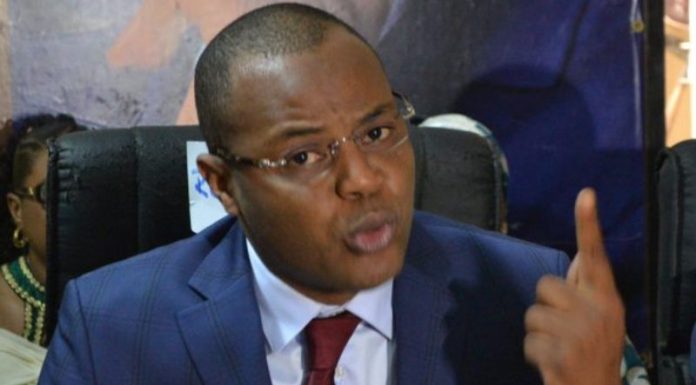 Le ministre du tourisme compte déposé plainte contre l'ancien Idrissa Seck