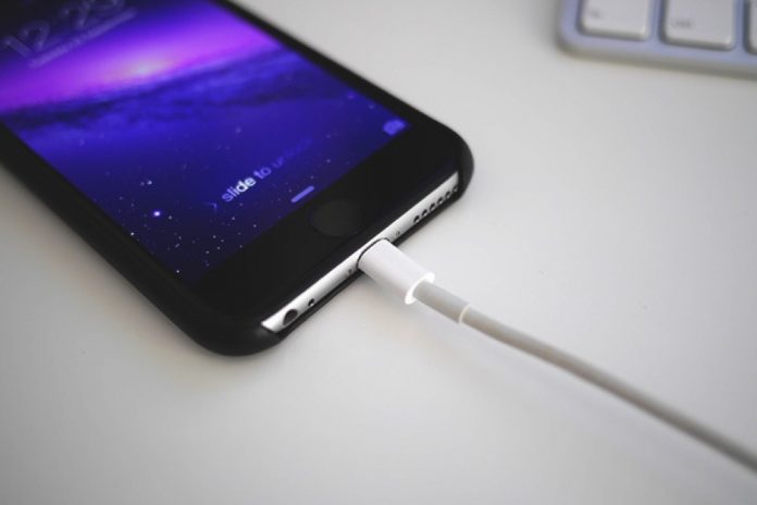 Apple : les prochains iPhone pourraient se recharger rapidement