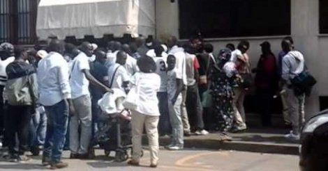 Milan: Un groupe de sénégalais a assiégé le consulat du Sénégal