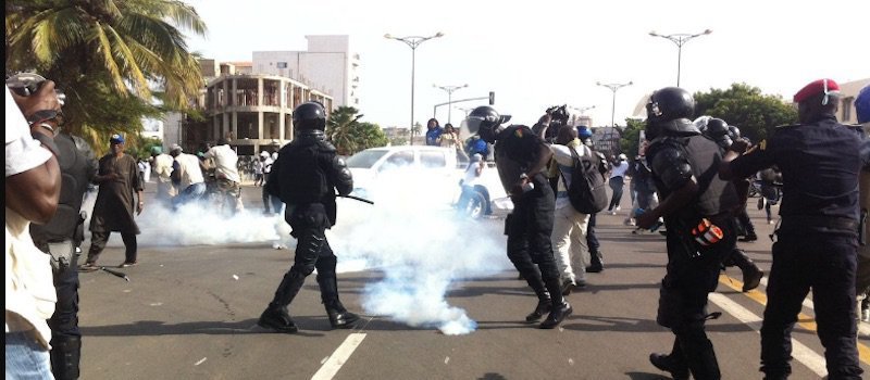 Levée de l&#39;immunité parlementaire de Ousmane Sonko : Des scènes de  manifestations notées aux Parcelles Assainies et à Pikine. - glbnews.com