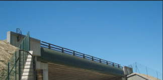 Ponts et Autoponts: 137 milliards en "offrande" à une entreprise française sans appel d'offre