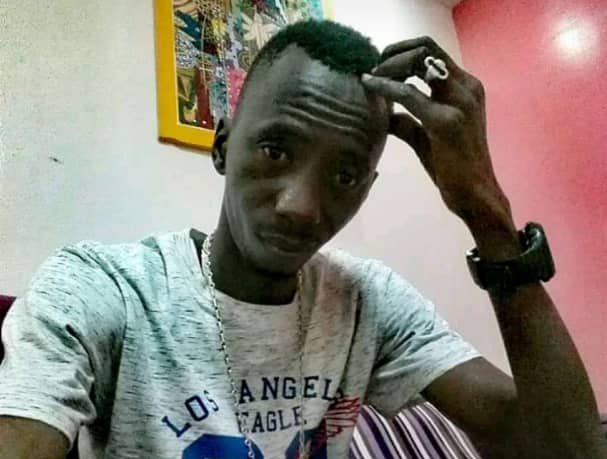 Exclusif: Adama Badji alias « Bouks » poignardé à mort par son jeune cousin à Ziguinchor