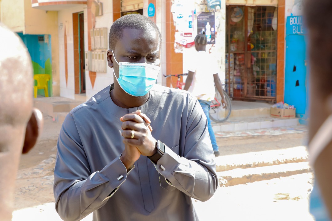 Cheikh Bakhoum en croisade contre la Covid-19 : Sensibilisation et distribution de masques à Grand Yoff