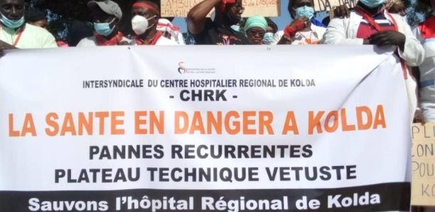 Kolda : La police disperse la marche des travailleurs de l&rsquo;hôpital à coup de grenades lacrymogènes