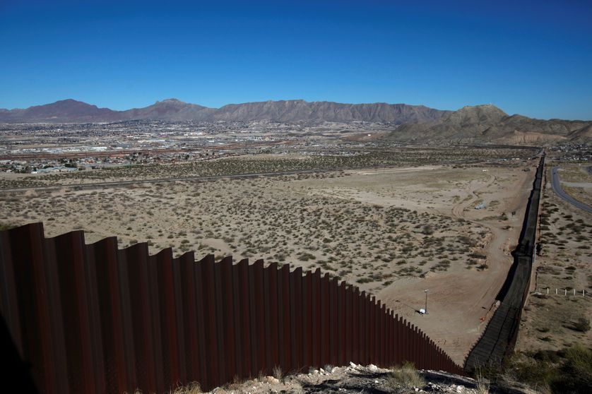 «Abandon» de deux fillettes à la frontière Mexique-États-Unis