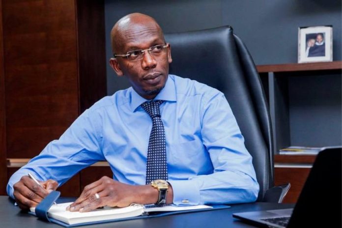 Réponse à l&rsquo;analyse institutionnelle de Lansana Gagny SAKHO : Les véritables enjeux du pays appellent à une analyse sereine et collective pour l&rsquo;intérêt supérieur de la nation. (Par le Dr. Seydina Oumar Seye.)