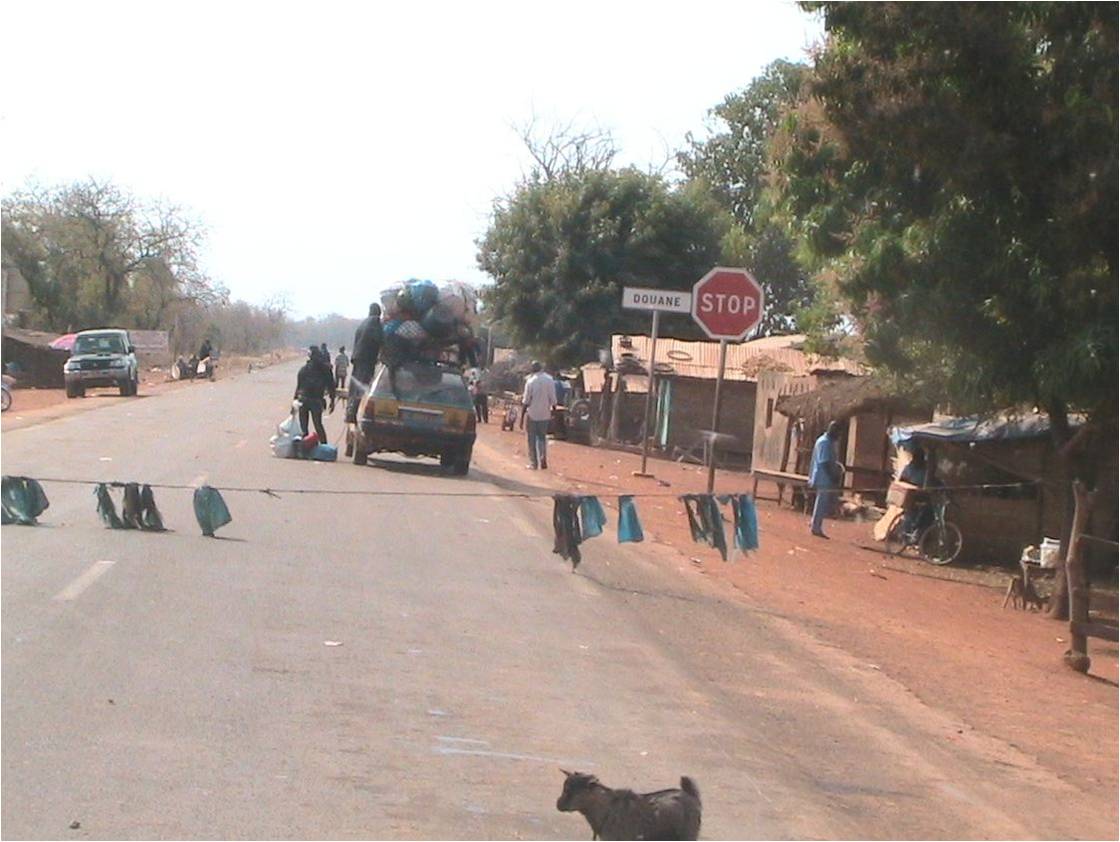 Guinée: les écoles, les banques et les assurances fermées…les …