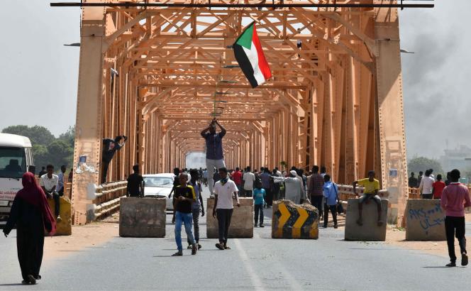 Coup d&rsquo;État au Soudan: les vols vers et depuis Khartoum suspendus jusqu&rsquo;au samedi 30 octobre