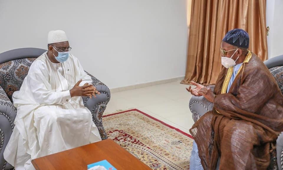 Hôte de Cheikh Mahi Niass à Dakar : Macky fait son « pré-ziar » et promet d&rsquo;accompagner le projet « Tool Baye » …
