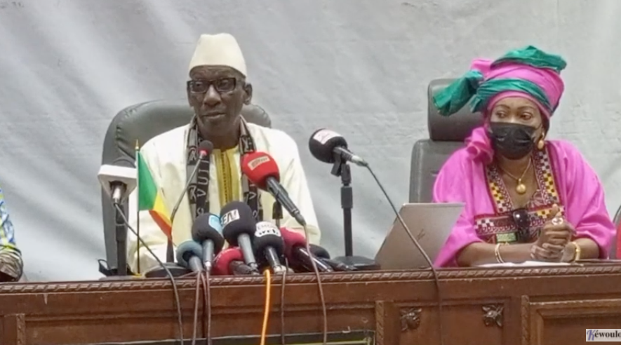Législatives 2022 : une large coalition de l’opposition annoncée par Mamadou Diop Decroix