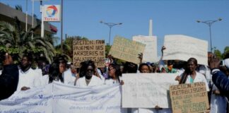 Les médecins spécialistes suspendent leur grève après des promesses d’avancées statutaires