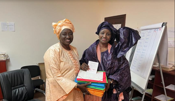 Législatives 2022: 14 560 parrains déposés par Mariama Sarr