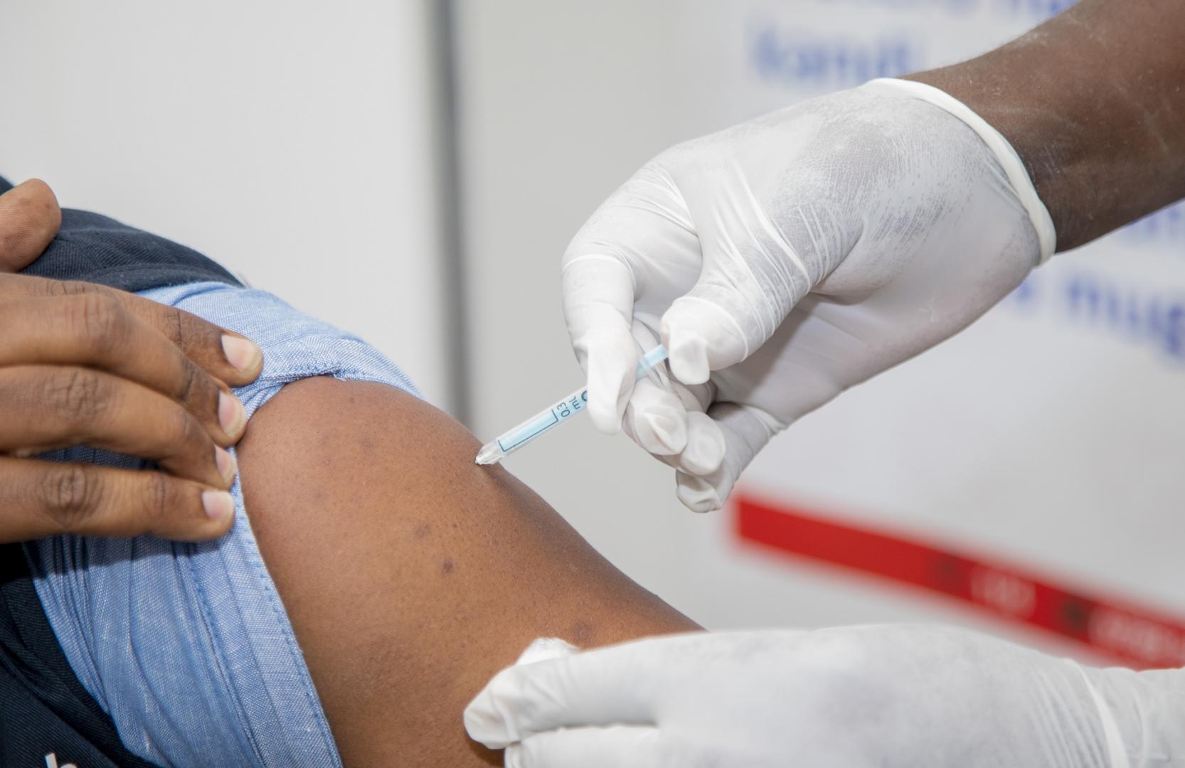 Covid-19 : les rumeurs, ce véritable obstacle à la vaccination