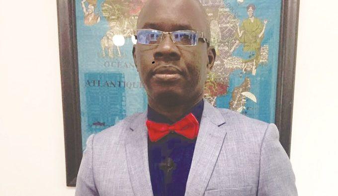 Contribution: La communication politique à l’ère des réseaux sociaux : les dangers de l’obésité intellectuelle (Par Par Pape Sadio THIAM)