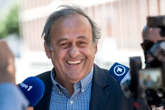 Le Qatar aurait espionné des personnalités critiques à l’égard du pays, dont… Michel Platini: “Surpris et profondément choqué”