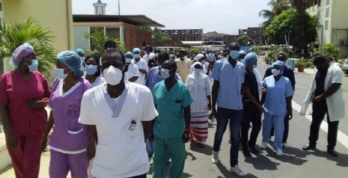 Santé : Les agents de l’hôpital Amadou Sakhir Ndiéguène de Thiés réclament 51 millions FCfa de primes à l’Etat