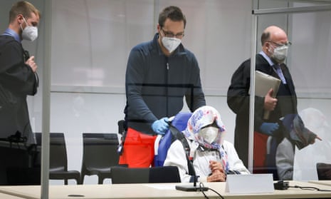Allemagne : Une ex-secrétaire d’un camp nazi condamnée à deux ans de prison avec sursis