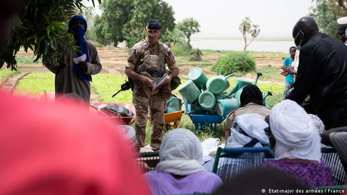 Mali: les ONG craignent la paralysie générale due aux contrôles «extrêmes»