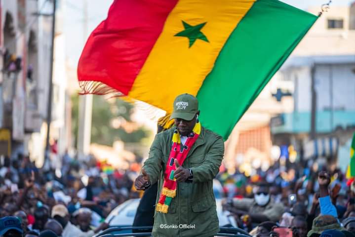 Attaques contre la justice : Macky Sall met en garde Ousmane Sonko et Cie