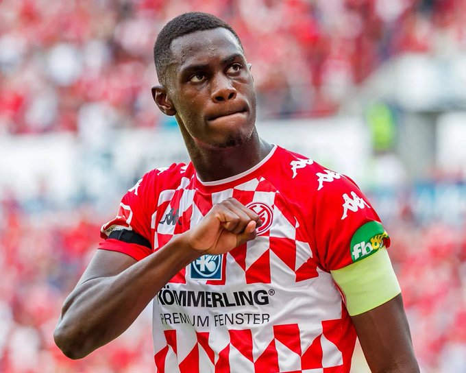 Premier League : Moussa Niakhaté devrait faire son retour fin janvier