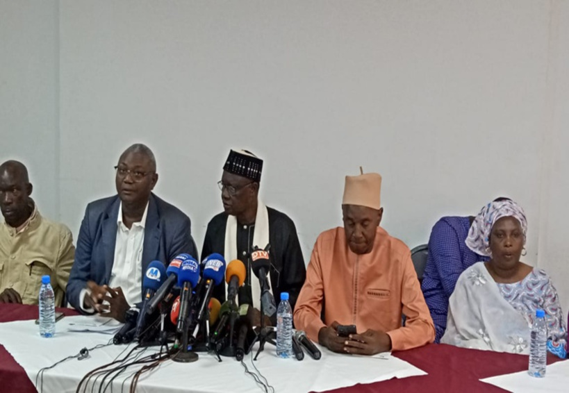 Les proches de Me El hadji Diouf demandent à l&rsquo;Ordre des avocats de le laisser boucler l&rsquo;affaire Sonko-Adji Sarr