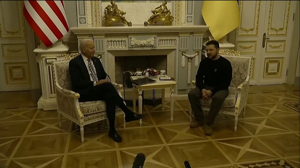 Visite surprise de Biden en Ukraine : sanctions annoncées et aide militaire