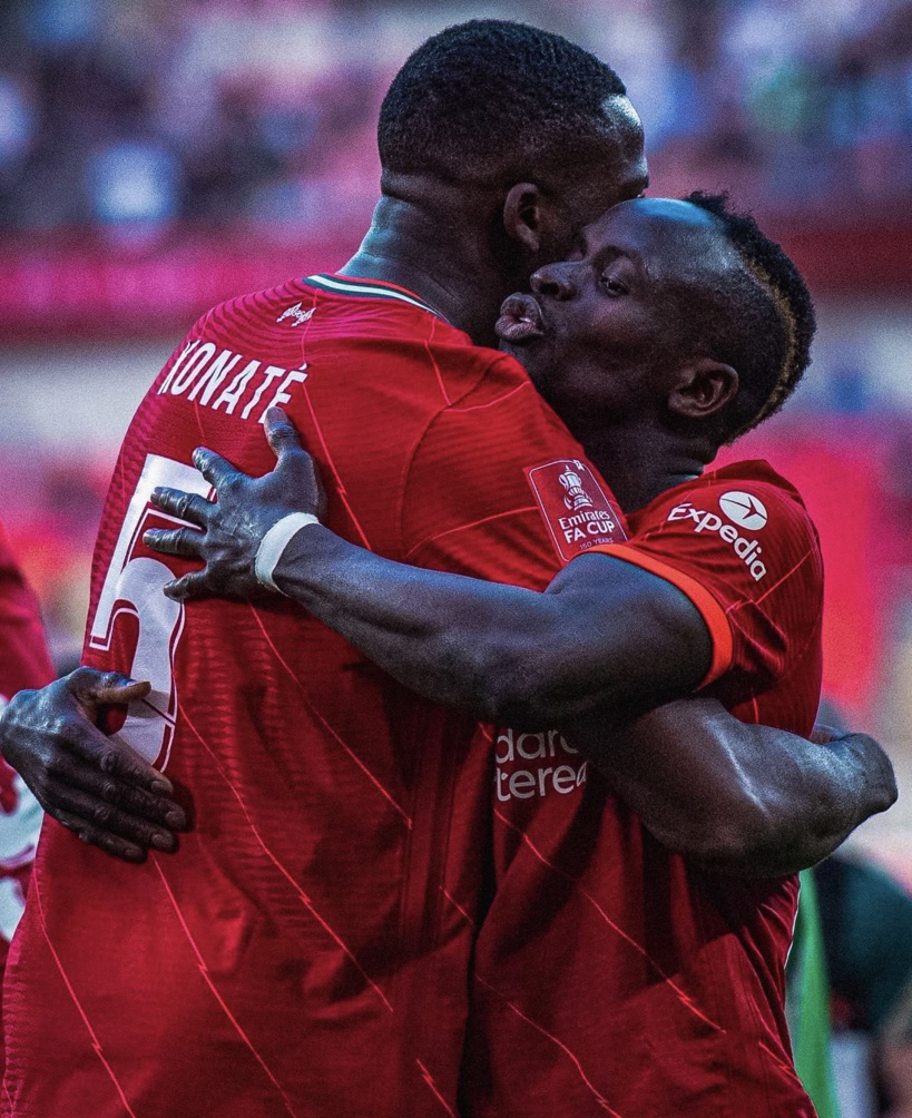 La révélation de Ibrahima Konaté sur Sadio Mané : « En pré-saison à Liverpool pendant un mois, il ne buvait même pas une goutte de jus »