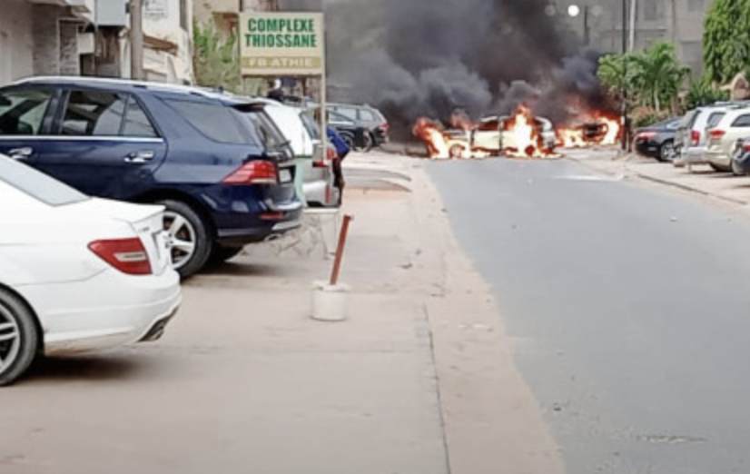 Société : Plus d&rsquo;une dizaine de véhicules incendiés par des manifestants à Sacré-Cœur