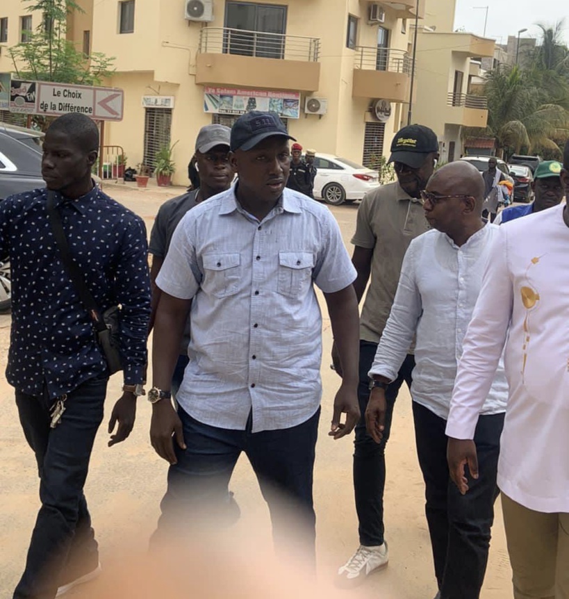 Affaire Ousmane Sonko : Yewwi n’abandonne son appel à lever le blocus du domicile du leader de Pastef avant la Tabaski