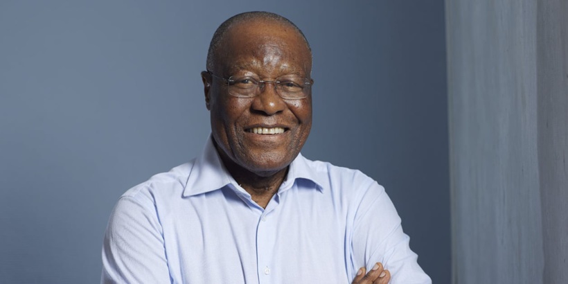Albert Ondo Ossa : « Il n’y a pas de coup d’Etat militaire, mais une continuité des Bongo »