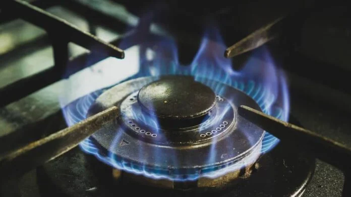 Etant moins cher que le gaz, le bioéthanol perce dans les cuisines au Nigeria…