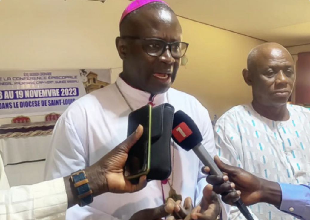 Monseigneur André Gueye aux jeunes sur la migration : « Le bonheur n’est pas seulement la possession des biens matériels »