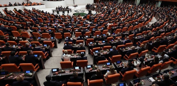 Turquie: décès d&rsquo;un député frappé d&rsquo;une crise cardiaque en pleine séance
