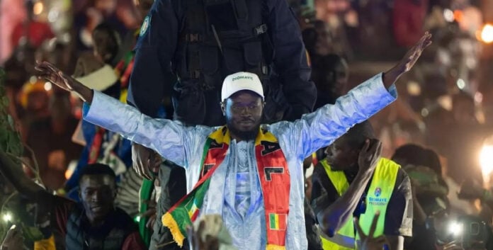 Les premières tendances donnent Bassirou Diomaye Faye 56,13 % des voix (média)