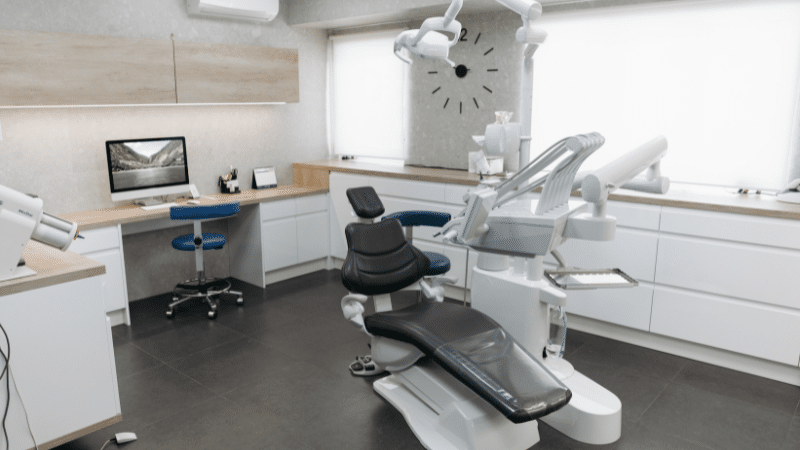 Guédiawaye: Le faux dentiste, le cachet de son défunt père et les ordonnances …