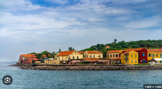Gorée :  placé patrimoine historique, l‘iles a plusieurs maux