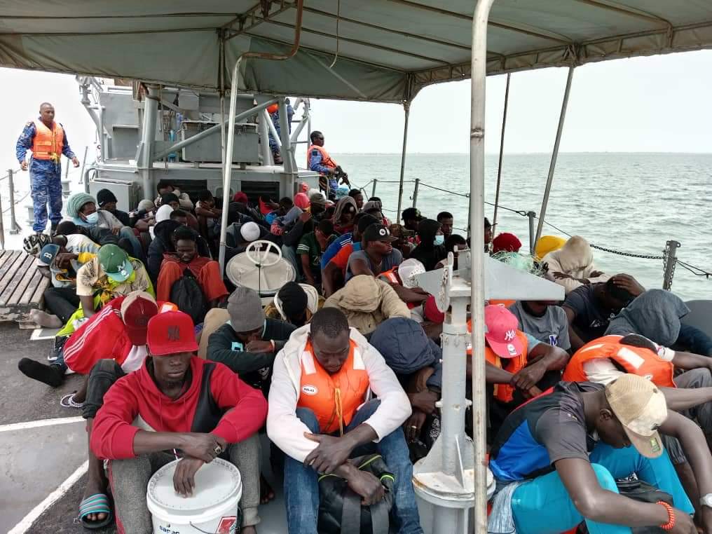 Immigration clandestine : La marine gambienne intercepte un bateau de migrants