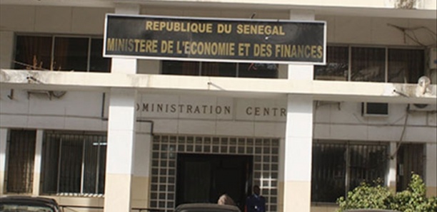 Top BannerPolitique Intérêt sur la dette : Le Sénégal a payé…