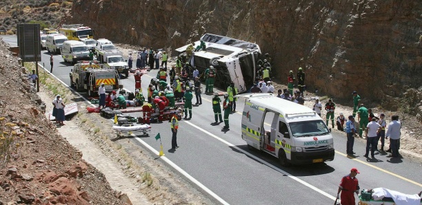 Afrique du Sud: 12 enfants et un conducteur tués dans accident de minibus scolaire