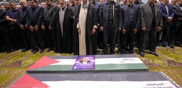 Le chef du Hamas enterré au Qatar, l&rsquo;Iran et ses alliés préparent leur riposte