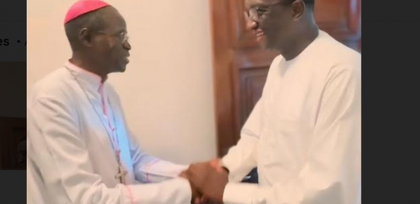 Visite : Amadou Ba chez l&rsquo;archevêque Benjamin Ndiaye