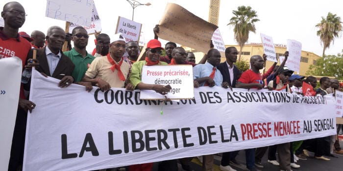 Journée sans presse : Une tâche noire d&rsquo;un combat face à la répression et aux dérives (Par Aly Saleh)