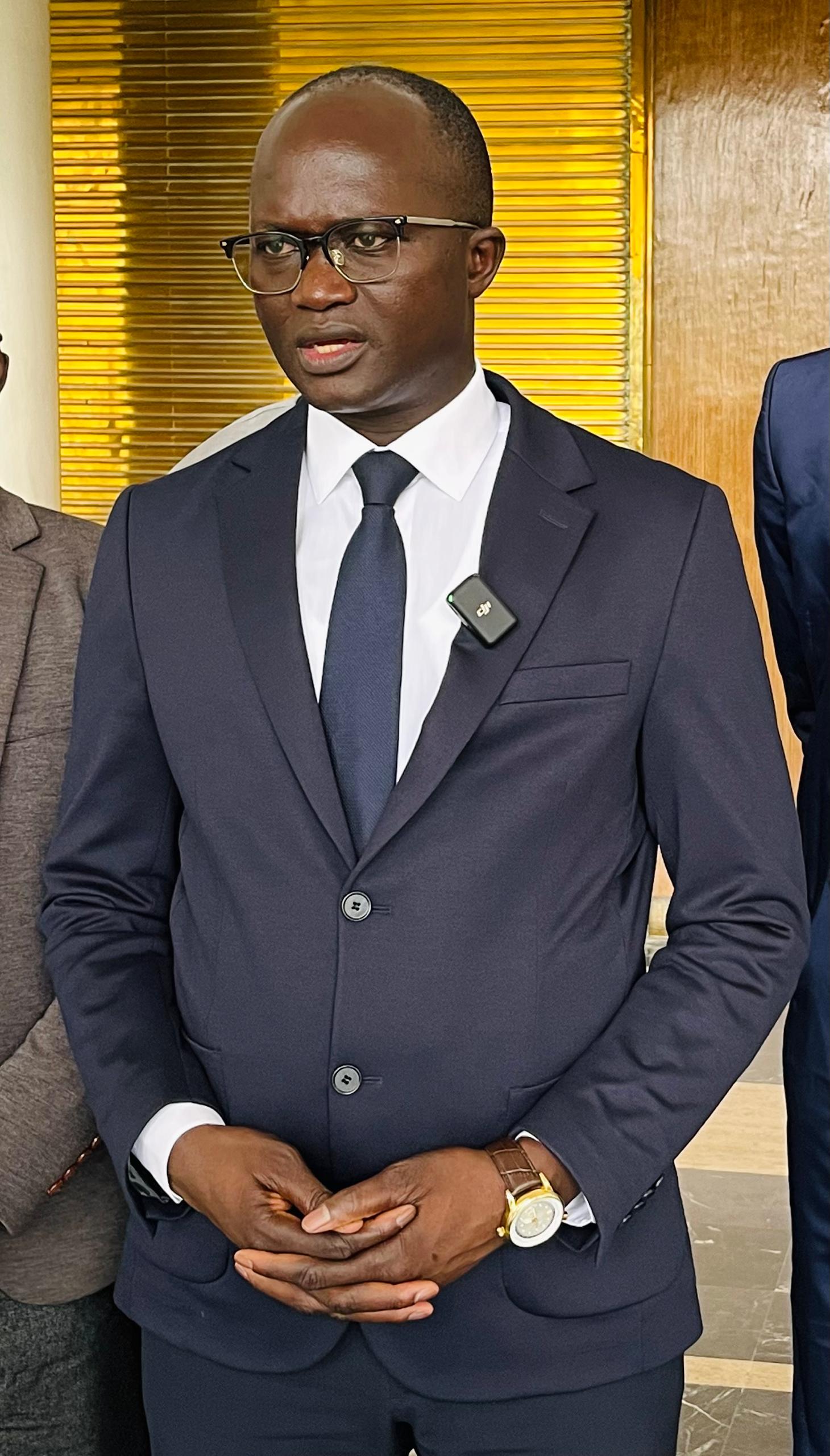 Direction de l’emploi : Yankoba Diémé rassure les agents du pôle Emploi